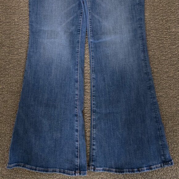 NWT American Eagle AE Super High Rise Flare Next Level Stretch Jeans Size 14 Reg - Picture 5 of 5